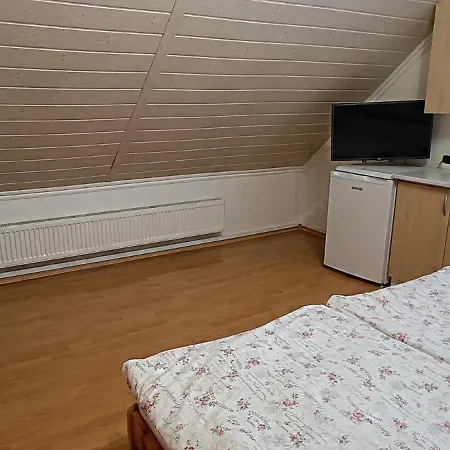 Veperec 게스트하우스 Hokovce