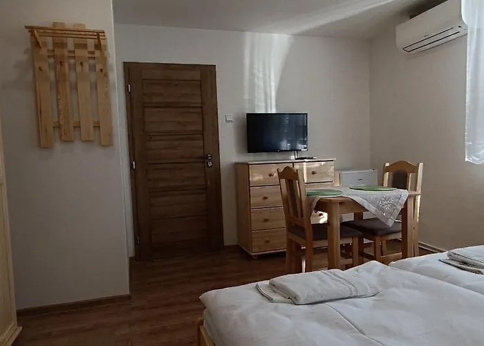 招待所 Veperec 3*